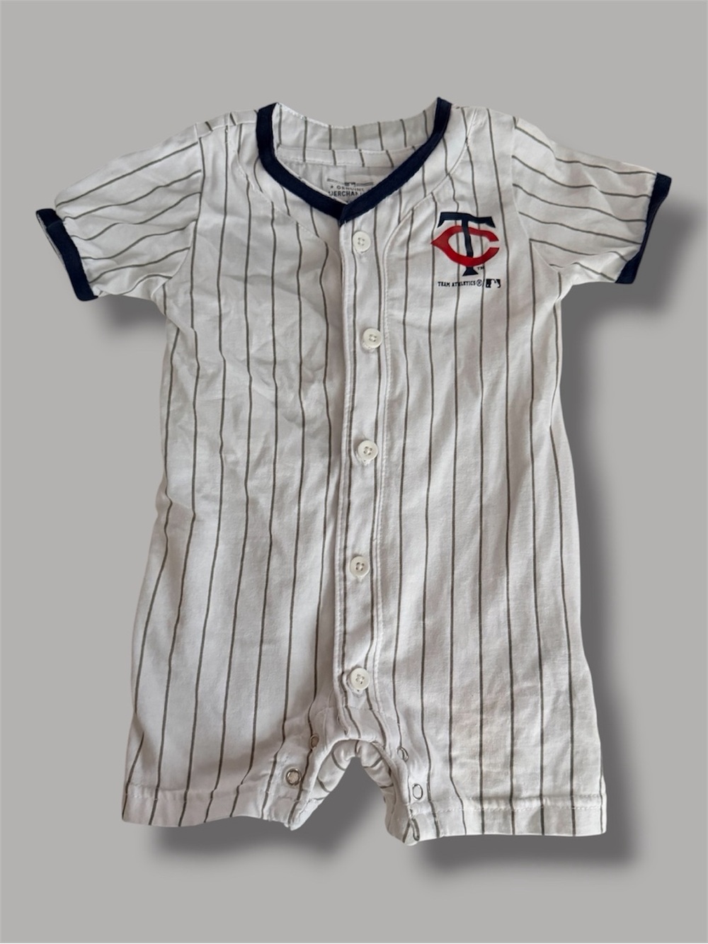 MLB Minnesota Twins Baby Pinstripe One-Piece - White, Navy, Red (12M)